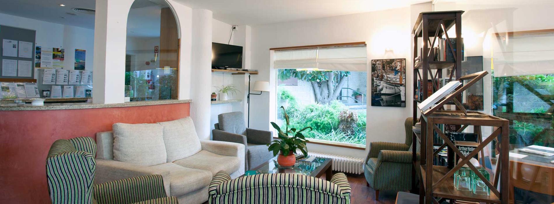 Hotel with wellness and massage area in Soller