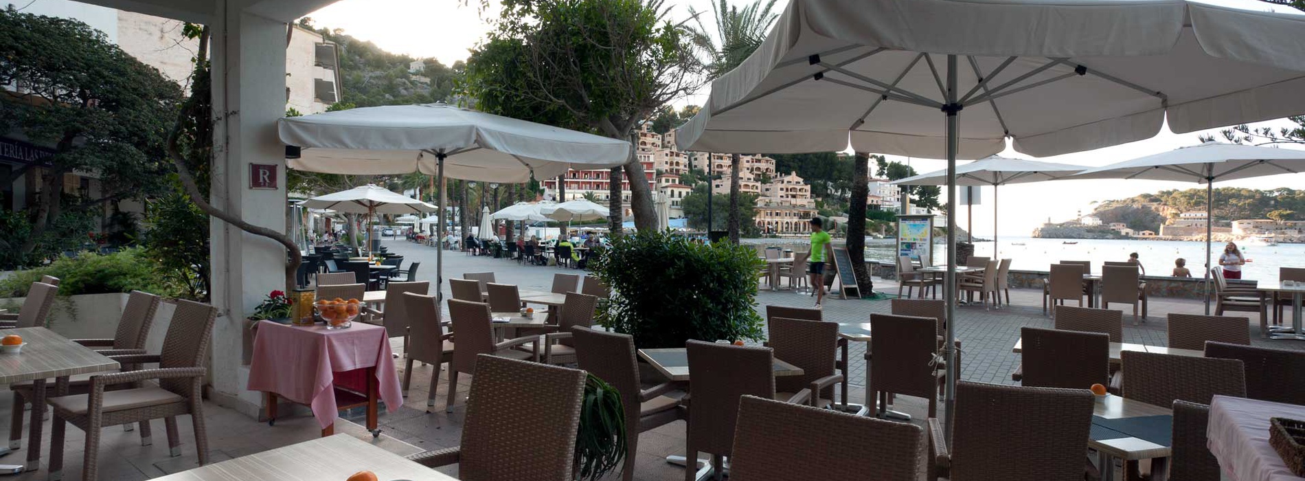Elegant à la carte restaurant in Soller